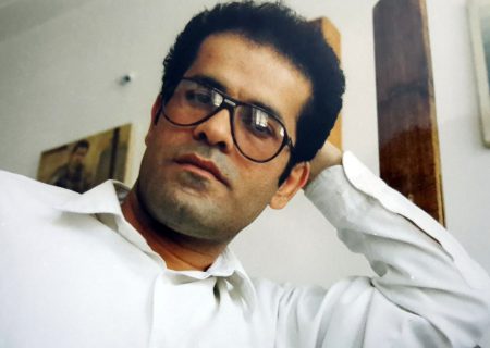 دنیا هنوز از هنر فرزاد بهره‌مند  / روح و هنر  نابغه کُرد  زمین‌گیر  نمی‌شود