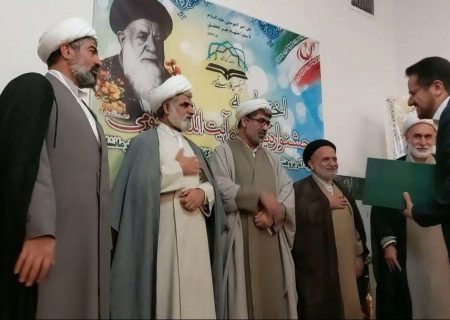 سرپرست کانون استان کرمانشاه، در جشنواره پژوهشی آیت‌الله نجومی مورد تقدیر قرار گرفت
