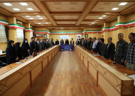 در پی تربیت تمام ساحتی دانش‌آموزان هستیم