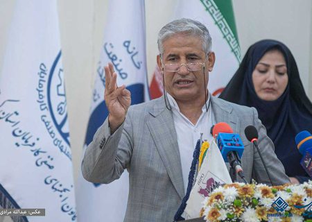 در شُک های اقتصادی دولت باید تجار و تولید کنندگان را حمایت کند