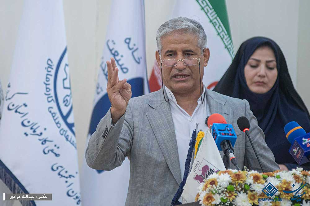 در شُک های اقتصادی دولت باید تجار و تولید کنندگان را حمایت کند