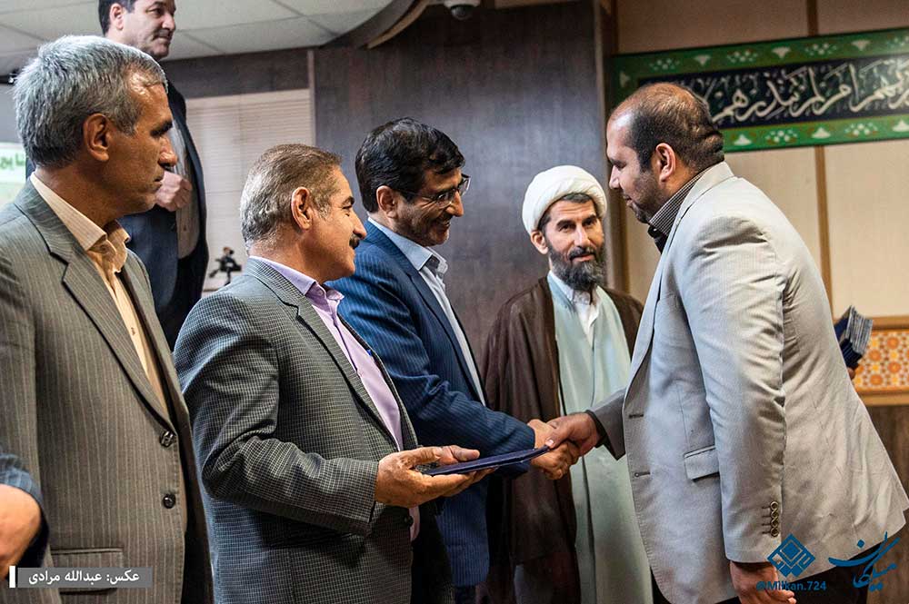شرکت بهساز غذای زاگرس (اوکادو) واحد نمونه بخش کشاورزی استان شد