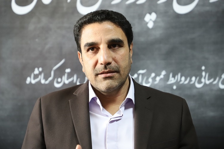 استقبال خانوادههای کرمانشاهی از ثبتنام دانشآموزان در مدارس غیردولتی