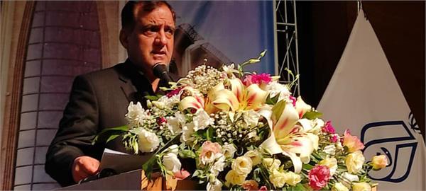 افزایش شاخص امید به زندگی و افزایش خدمات درمانی در کشور ، نشان از مجاهدت عظیم جامعه پزشکی دارد