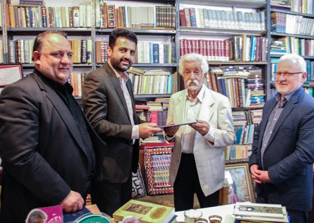 دیدار مدیرکل فرهنگ و ارشاد اسلامی با استاد فرشید یوسفی