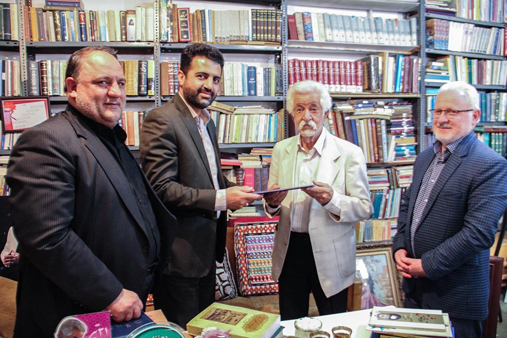 دیدار مدیرکل فرهنگ و ارشاد اسلامی با استاد فرشید یوسفی