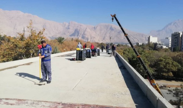  آغاز عایق بندی «ایزوبام» عرشه قطار شهری کرمانشاه