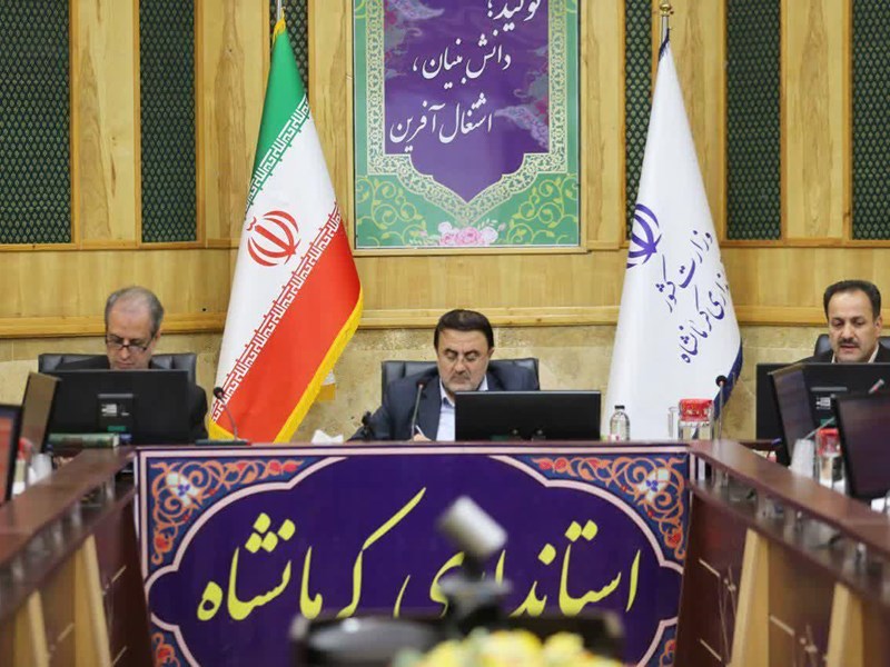 ادارات بايد برای فروش اموال مازاد خود طبق قانون اقدام كنند / ادارات زمین های مازاد را به ساخت مسکن برای كاركنان خود اختصاص دهند