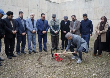 کلنگ احداث کارگاه هنرستان دخترانه در کرمانشاه زمین زده شد