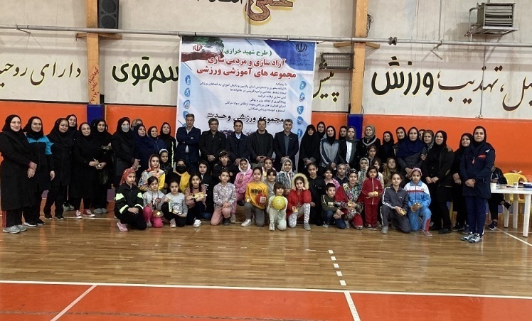 جشنواره داژبال مادر و دختر طرح شهید خرازی برگزار شد