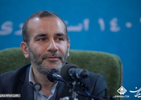 پاسداران از پرچمداران حرکت عظیم و تمدن ساز انقلاب اسلامی هستند