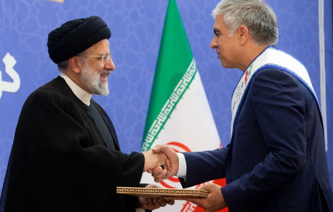 شرکت ایران خودرو کرمانشاه واحد برتر ملی و نمونه کشوری شد
