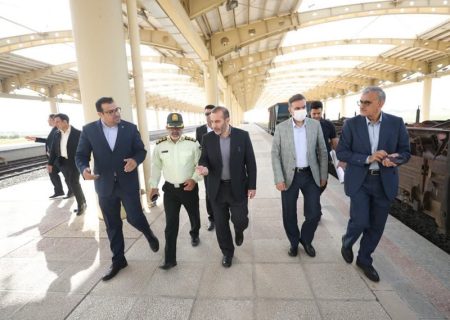 پیگیری برای جذب اعتبارات ملی و تسریع در تکمیل پروژه مهم راه آهن غرب