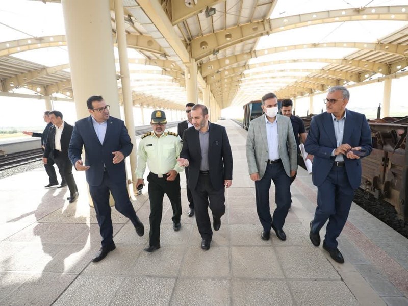 پیگیری برای جذب اعتبارات ملی و تسریع در تکمیل پروژه مهم راه آهن غرب