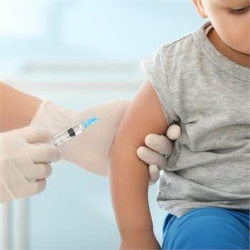 پوشش ۹۹ درصدی واکسیناسیون کودکان زیر شش سال در استان کرمانشاه