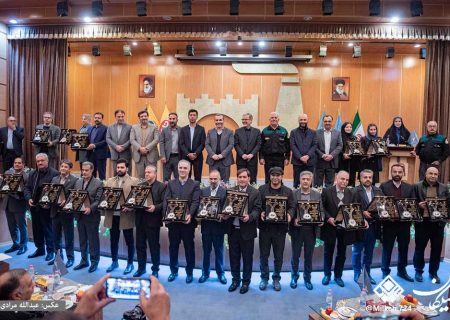 همایش تجلیل از واحدهای برتر حامی حقوق مصرف کنندگان استان کرمانشاه