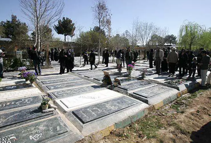 ممنوعیت ورود خودروهای شخصی به آرامستان در پنجشنبه آخرسال