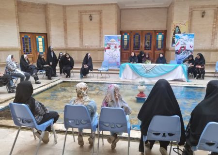 محفل شعرخوانی در بقعه‌ی احمدابن اسحاق سرپل‌ذهاب برگزار شد