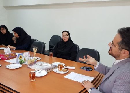 مردمی بودن عنصر کلیدی در حکومت دینی