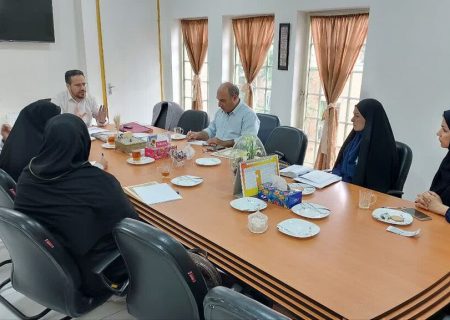 نشستی جهت راه‌اندازی مراکز نوجوان‌محور در کانون کرمانشاه