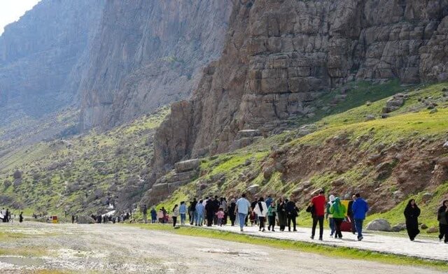 گردشگری درون استانی در کرمانشاه باید تقویت شود