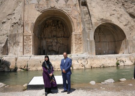 بازدید معاون صنایع‌دستی کشور از محوطه طاق‌بستان
