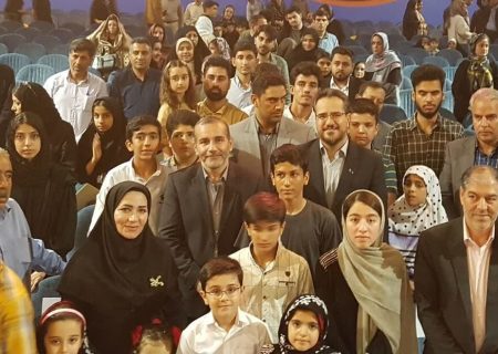 آیین تجلیل از افتخار آفرینان ملی و بین‌المللی کودک و نوجوان استان کرمانشاه