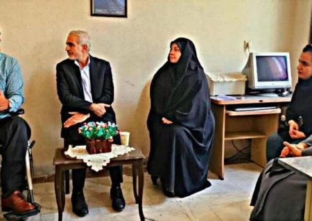 نماینده مجلس، در جمع اعضای جامعه معلولان کرمانشاه