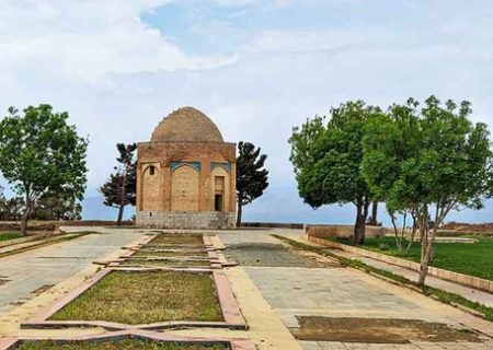 بیش از ۱۵ میلیارد تومان به زیرساخت‌های گردشگری کرمانشاه اختصاص یافت