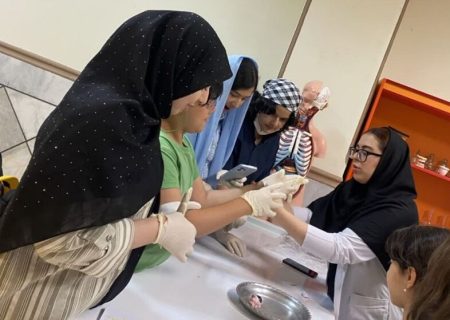 برگزاری اولین کارگاه آزمایشگاه و تشریح در کانون کرمانشاه