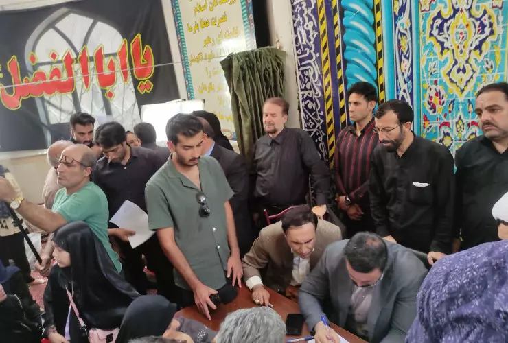 کاروان خدمت شهرداری در شهرک دانش