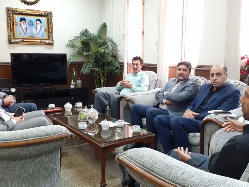 پیگیری پرداخت مطالبات گندم کاران استان کرمانشاه