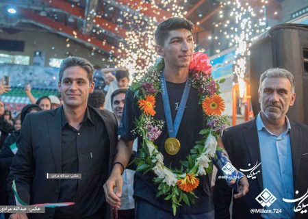 استقبال مردمی و آیین تجلیل از “آرین سلیمی” قهرمان المپیکی تکواندو کرمانشاه
