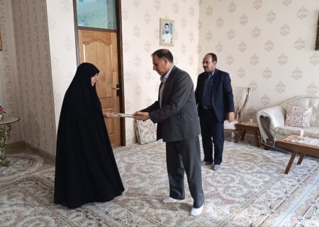 شهدا، نظام انقلاب و کشور را بیمه کردند