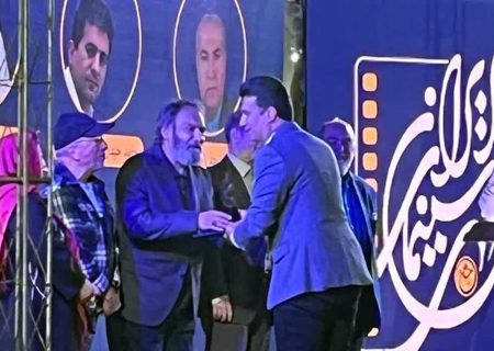کسب تندیس مهر سینمای ایران توسط فیلمساز کرمانشاهی
