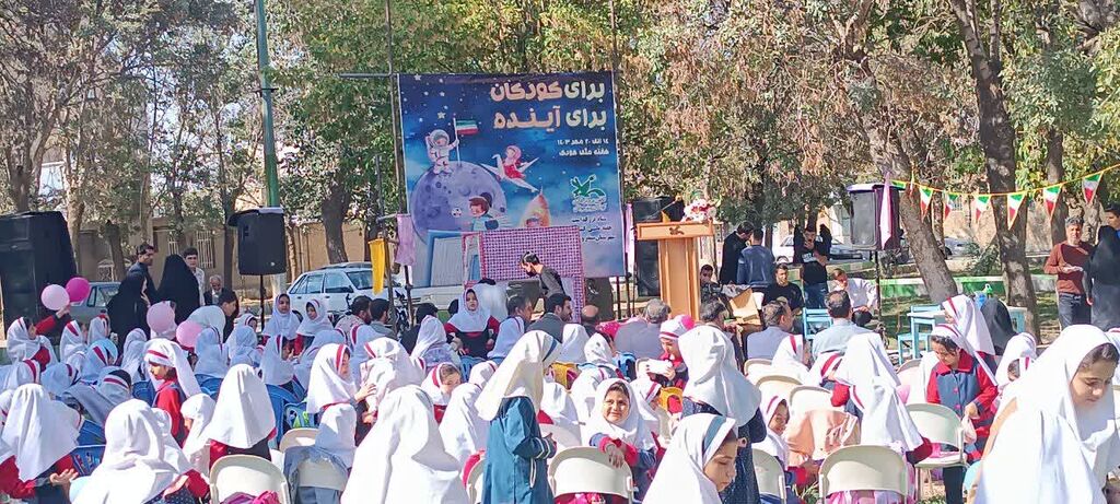 جشن بزرگ هفته ملی کودک در سنقر