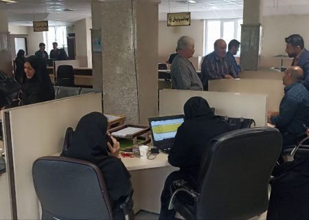 برپایی میز خدمت در بنیاد شهید و امور ایثارگران استان کرمانشاه