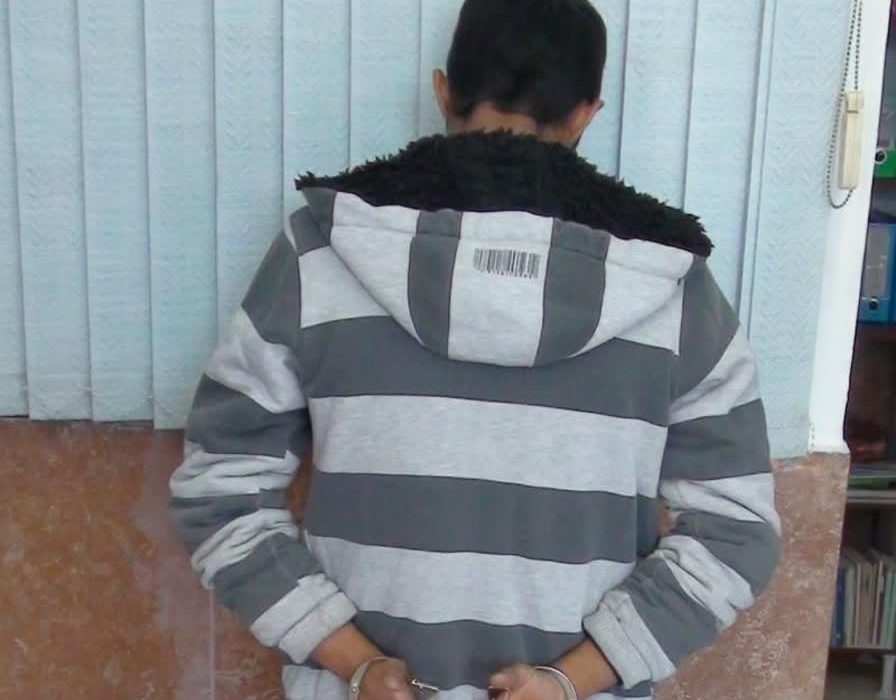 اعتراف سارق به ۲۲ فقره سرقت قطعات و محتويات داخل خودرو کرمانشاه