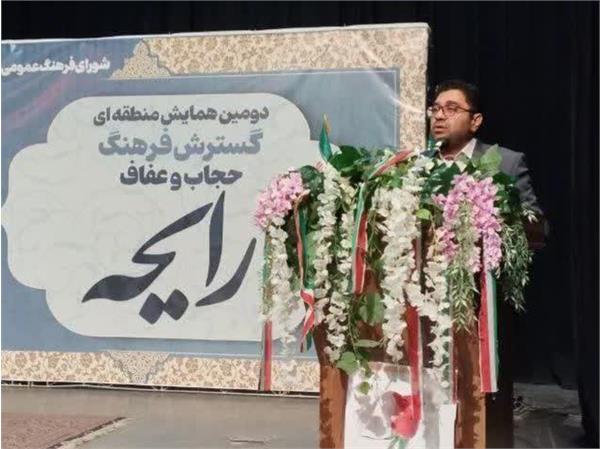 رسانه‌های داخلی روایتگر اول باشند