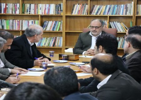 برپایی میز خدمت دستگاه قضایی در زندان مرکزی کرمانشاه