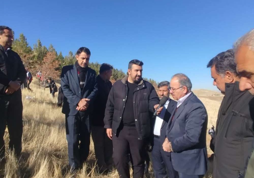 کاشت پنج هزار نهال در استان کرمانشاه به سبب برگزاری پویش در سایه مادر