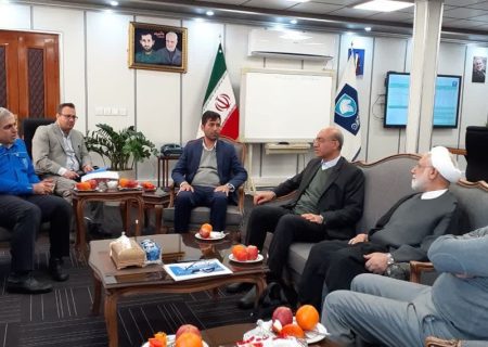موافقت ایران خودرو با اجرای طرح توسعه شرکت های مهرکام پارس و ایکا اس در استان