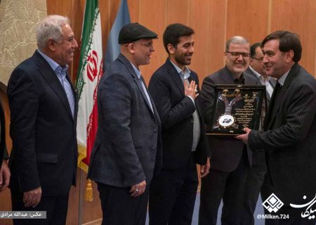 زاگرسیان قلعه شاهین واحد نمونه حمایت از حقوق مصرف کننده شد
