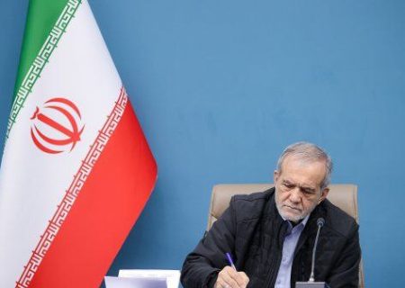 رییس جمهور معاون پارلمانی خود را برکنارکرد