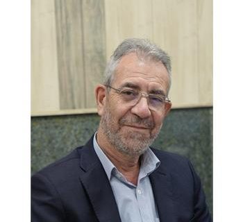 دانش آموزان را با پوشاک و کفش مناسب راهی مدرسه کنیم