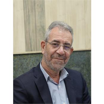 دانش آموزان را با پوشاک و کفش مناسب راهی مدرسه کنیم