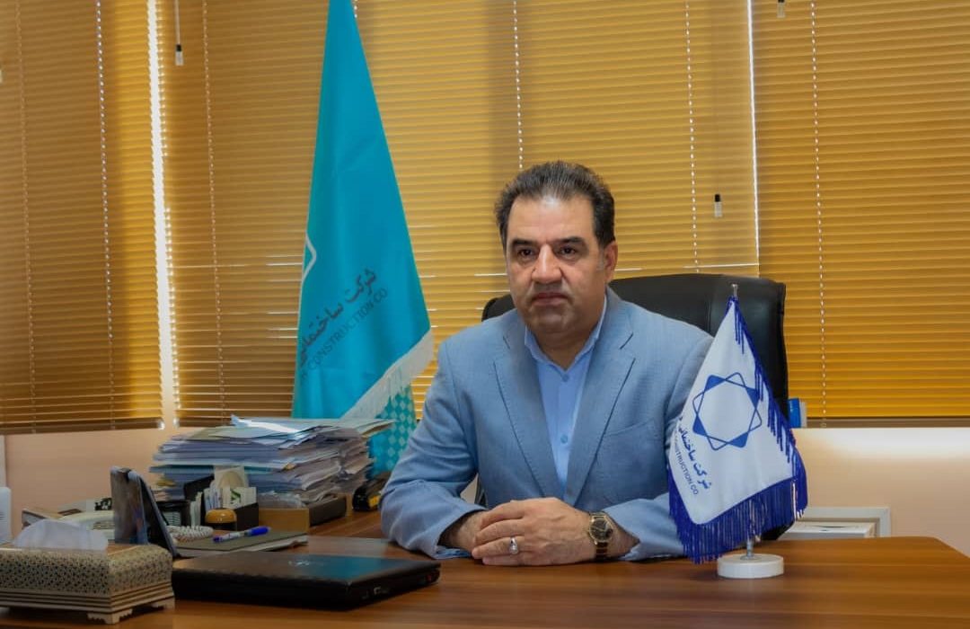 تجلیل از اکبر قربانی چگنی  به عنوان معدن‌دار نمونه  استان کرمانشاه در سال ۱۴۰۴