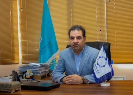 تجلیل از اکبر قربانی چگنی  به عنوان معدن‌دار نمونه  استان کرمانشاه در سال ۱۴۰۴