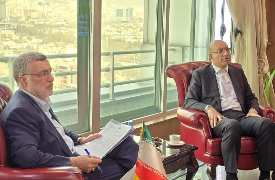 دیدار استاندار کرمانشاه با وزیر بهداشت، درمان و آموزش پزشکی