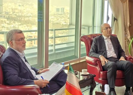 دیدار استاندار کرمانشاه با وزیر بهداشت، درمان و آموزش پزشکی